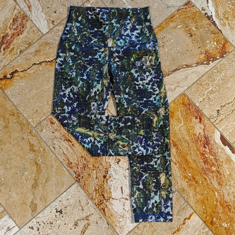 Lululemon luxtreme crop